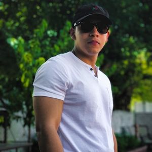 Meet your Posher, Joán